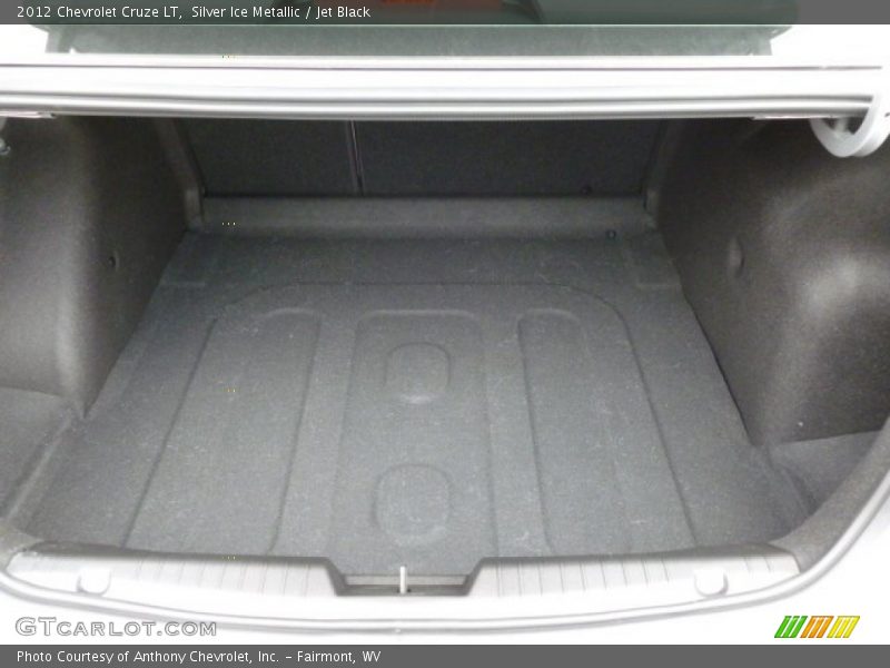 Silver Ice Metallic / Jet Black 2012 Chevrolet Cruze LT