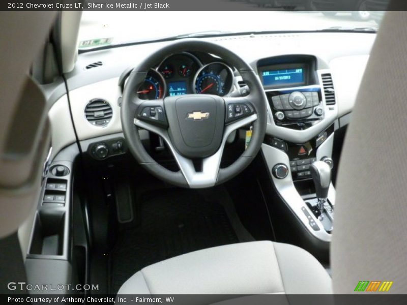Silver Ice Metallic / Jet Black 2012 Chevrolet Cruze LT