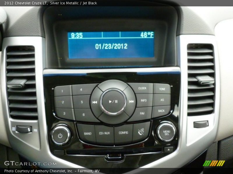 Silver Ice Metallic / Jet Black 2012 Chevrolet Cruze LT