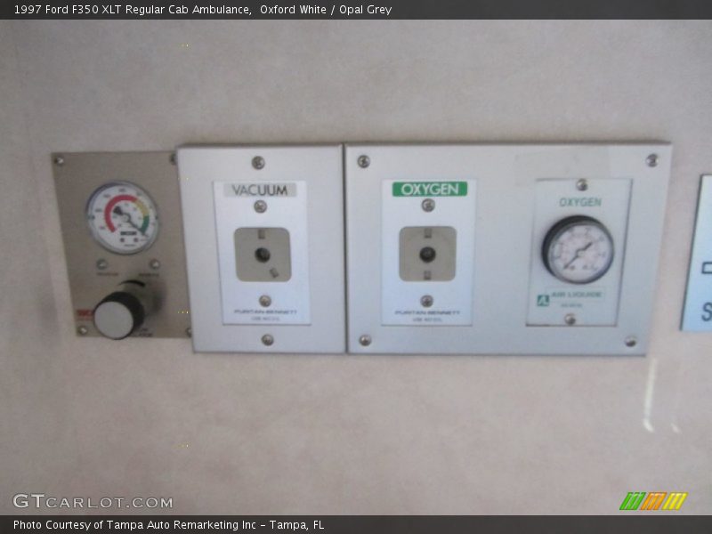 Controls of 1997 F350 XLT Regular Cab Ambulance