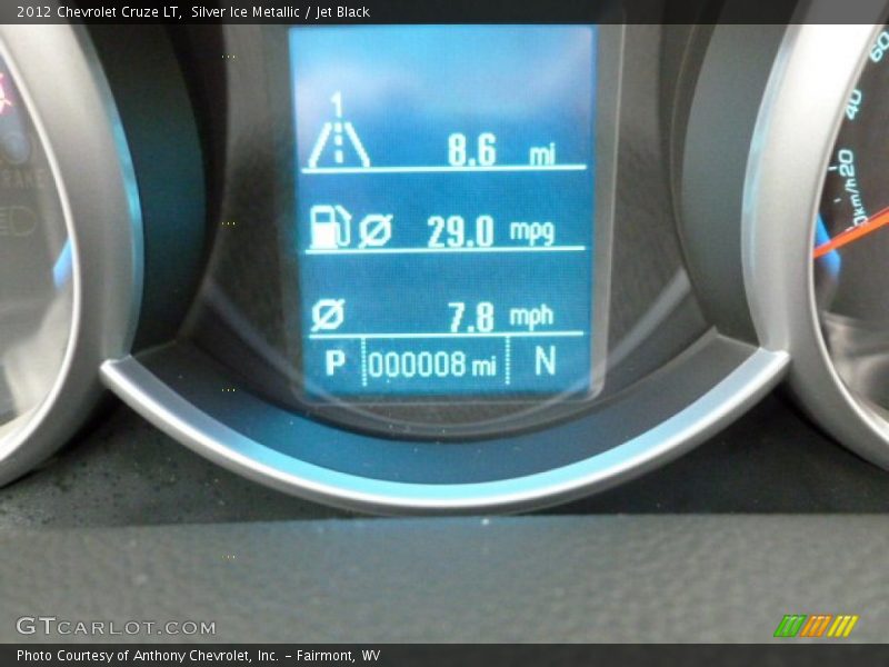 Silver Ice Metallic / Jet Black 2012 Chevrolet Cruze LT