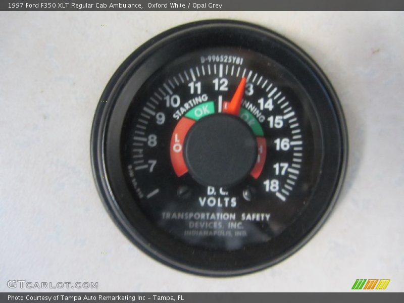 Controls of 1997 F350 XLT Regular Cab Ambulance