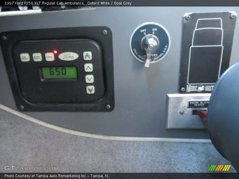 Controls of 1997 F350 XLT Regular Cab Ambulance