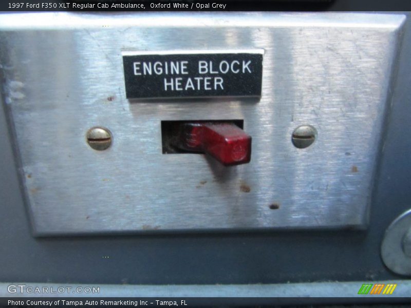 Controls of 1997 F350 XLT Regular Cab Ambulance