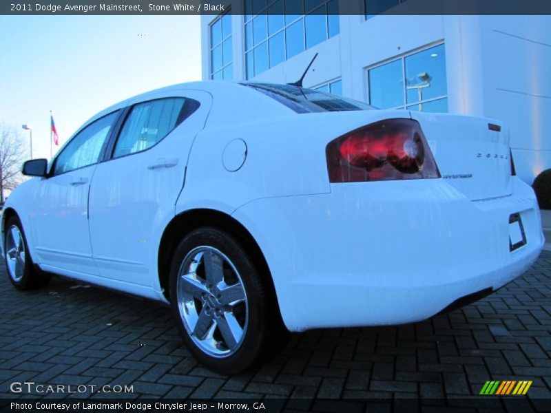 Stone White / Black 2011 Dodge Avenger Mainstreet