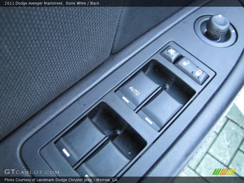 Stone White / Black 2011 Dodge Avenger Mainstreet