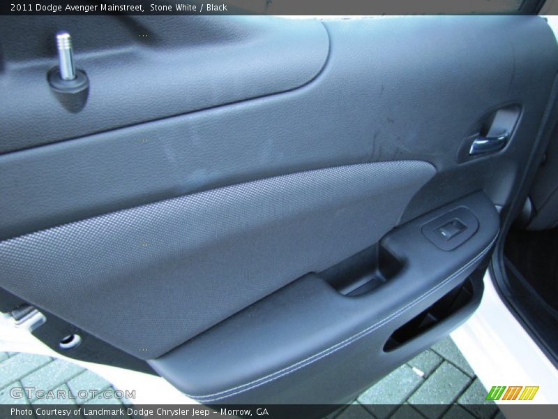 Stone White / Black 2011 Dodge Avenger Mainstreet