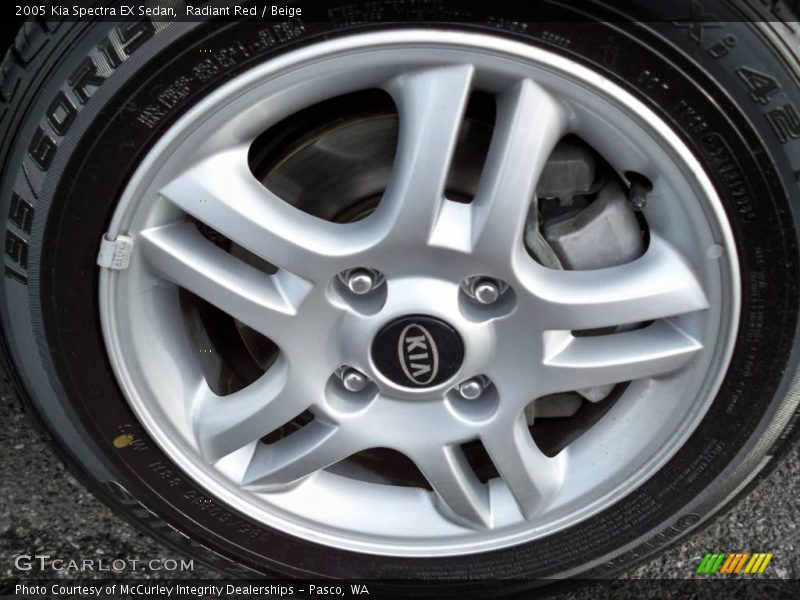 Radiant Red / Beige 2005 Kia Spectra EX Sedan