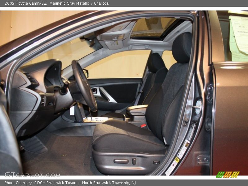 Magnetic Gray Metallic / Charcoal 2009 Toyota Camry SE