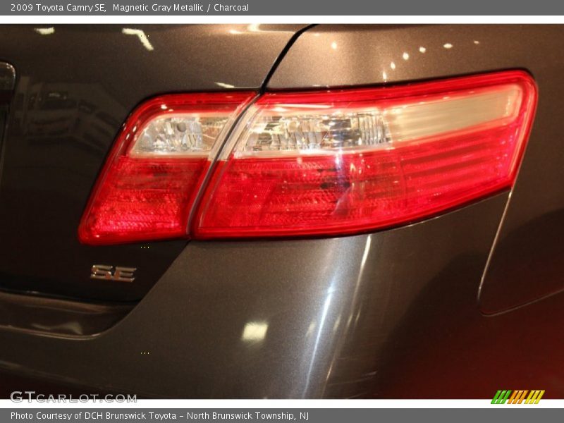 Magnetic Gray Metallic / Charcoal 2009 Toyota Camry SE