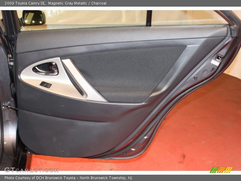 Magnetic Gray Metallic / Charcoal 2009 Toyota Camry SE