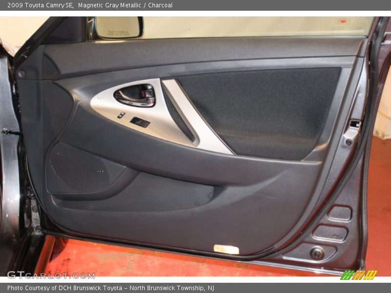 Magnetic Gray Metallic / Charcoal 2009 Toyota Camry SE