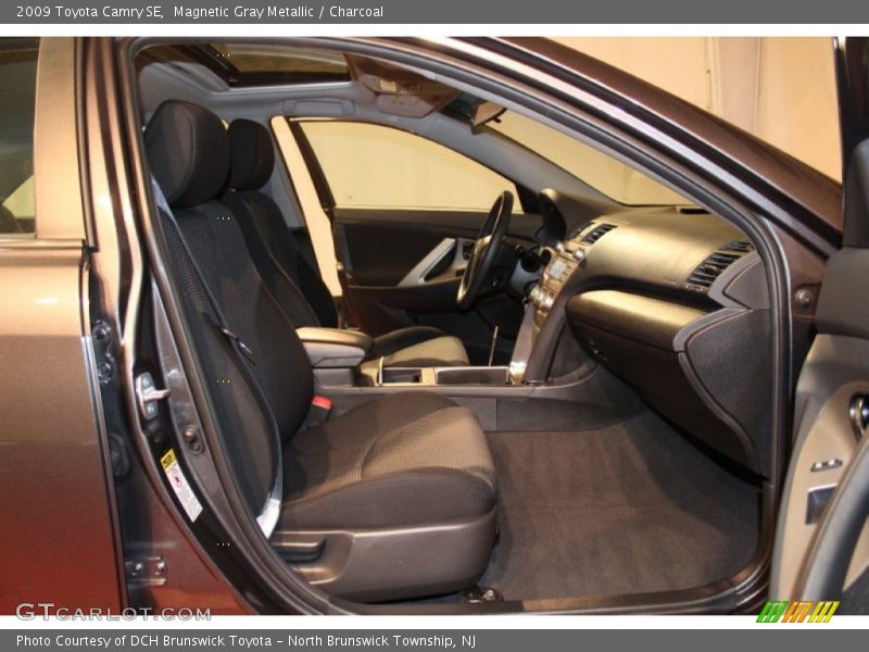 Magnetic Gray Metallic / Charcoal 2009 Toyota Camry SE