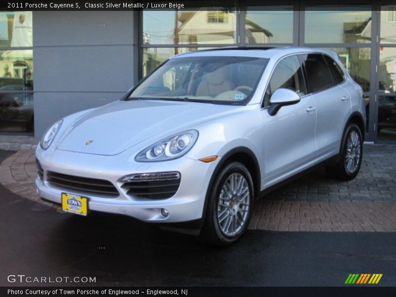 Classic Silver Metallic / Luxor Beige 2011 Porsche Cayenne S