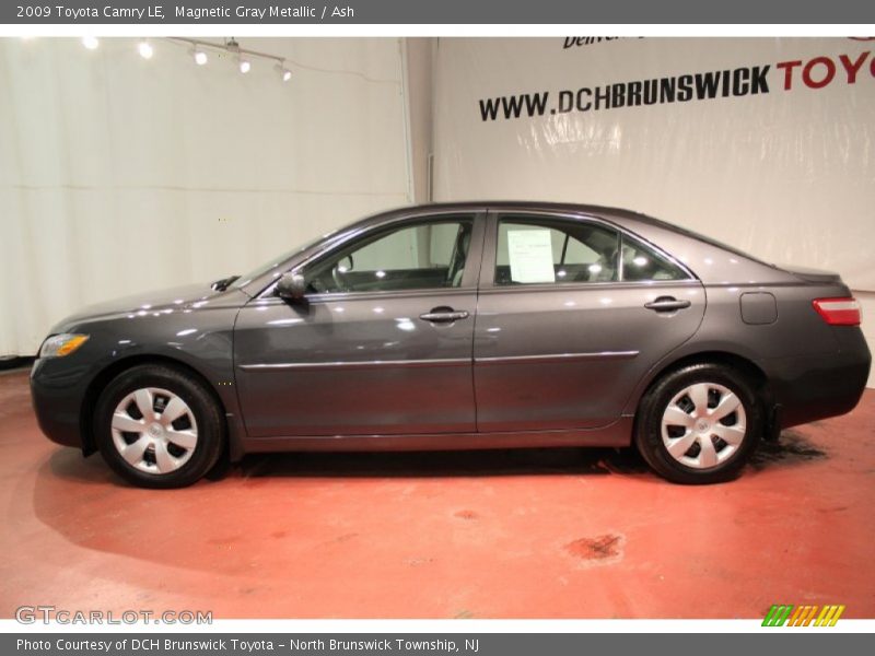 Magnetic Gray Metallic / Ash 2009 Toyota Camry LE
