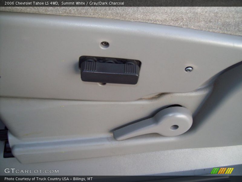 Summit White / Gray/Dark Charcoal 2006 Chevrolet Tahoe LS 4WD