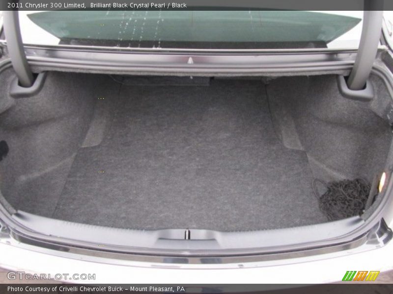 Brilliant Black Crystal Pearl / Black 2011 Chrysler 300 Limited
