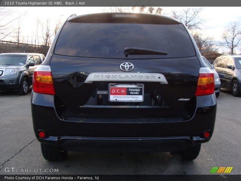 Black / Ash 2010 Toyota Highlander SE 4WD