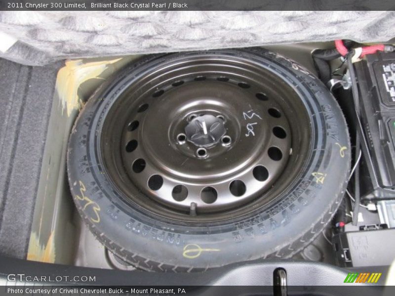 Brilliant Black Crystal Pearl / Black 2011 Chrysler 300 Limited