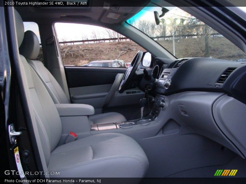 Black / Ash 2010 Toyota Highlander SE 4WD