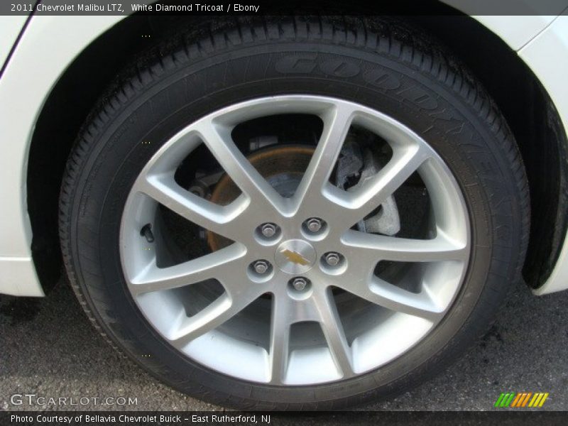 White Diamond Tricoat / Ebony 2011 Chevrolet Malibu LTZ