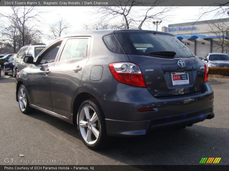 Magnetic Gray Metallic / Dark Charcoal 2009 Toyota Matrix S