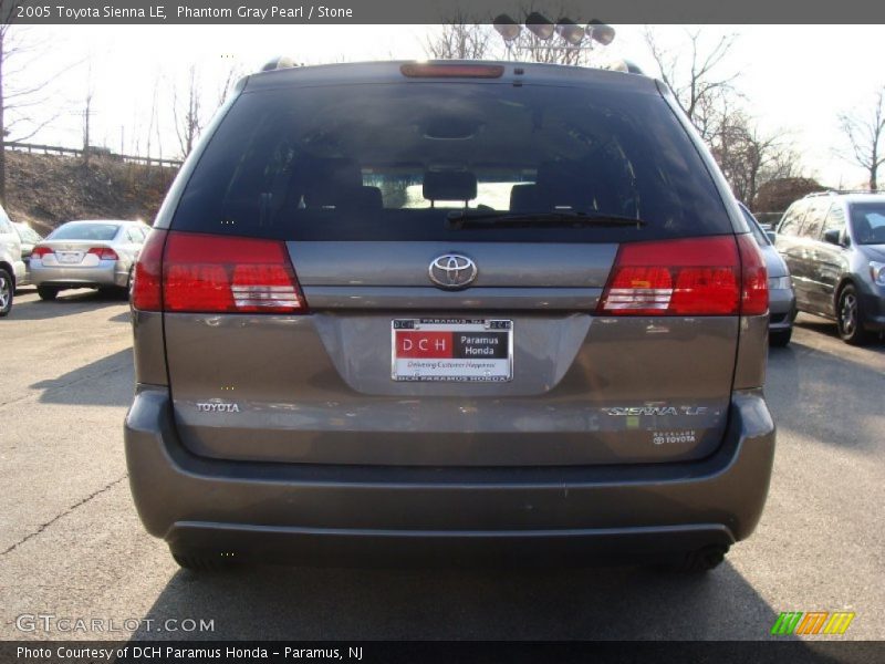 Phantom Gray Pearl / Stone 2005 Toyota Sienna LE