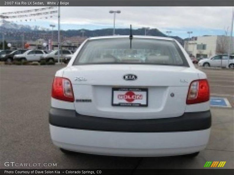 White / Beige 2007 Kia Rio LX Sedan