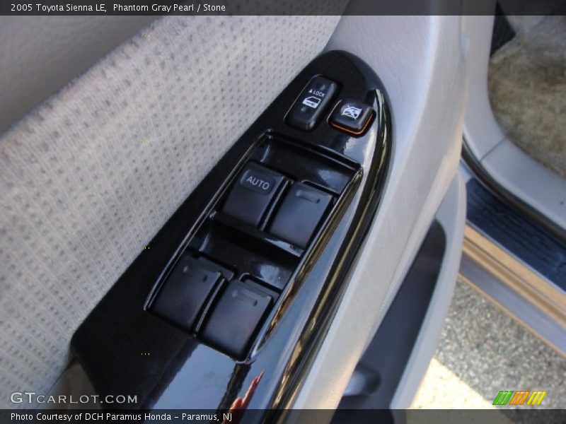 Phantom Gray Pearl / Stone 2005 Toyota Sienna LE