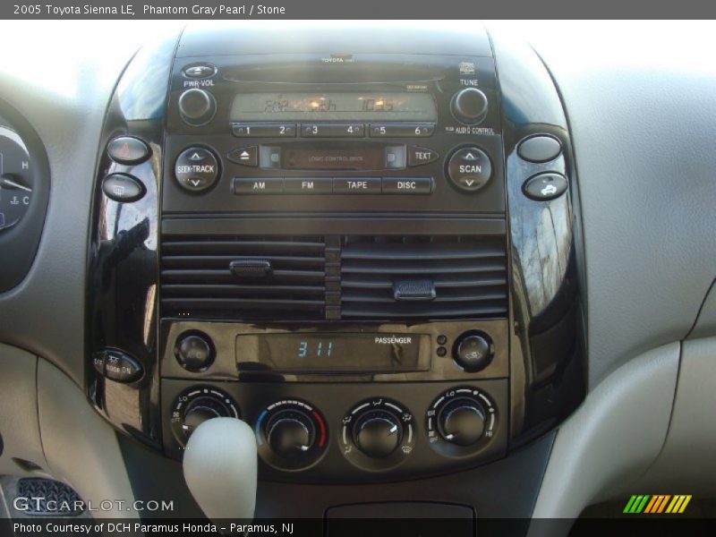 Phantom Gray Pearl / Stone 2005 Toyota Sienna LE