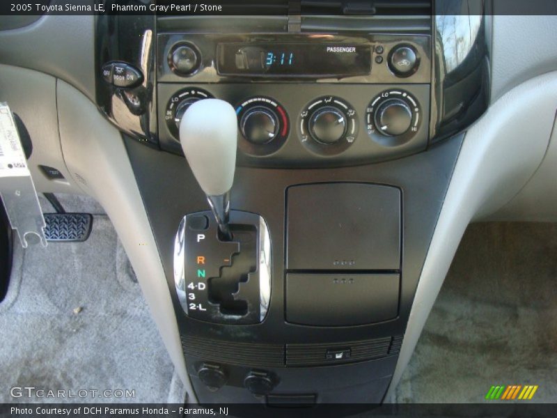 Phantom Gray Pearl / Stone 2005 Toyota Sienna LE