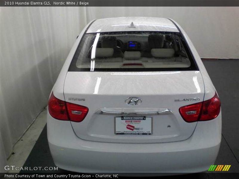 Nordic White / Beige 2010 Hyundai Elantra GLS