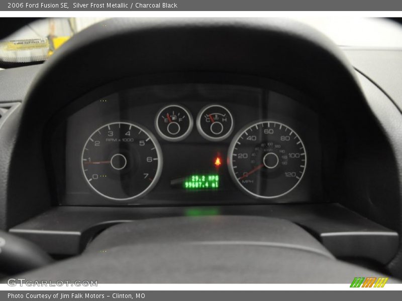 Silver Frost Metallic / Charcoal Black 2006 Ford Fusion SE