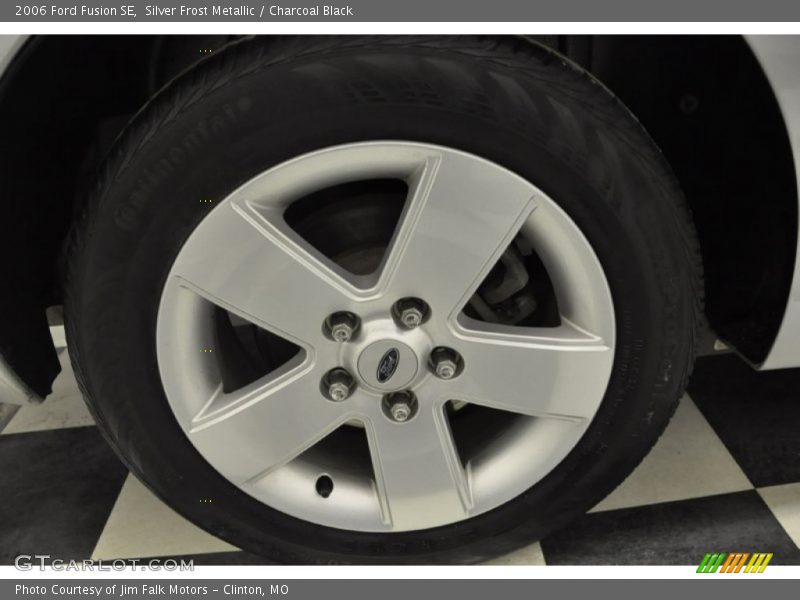 Silver Frost Metallic / Charcoal Black 2006 Ford Fusion SE