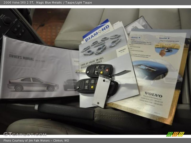 Magic Blue Metallic / Taupe/Light Taupe 2006 Volvo S60 2.5T