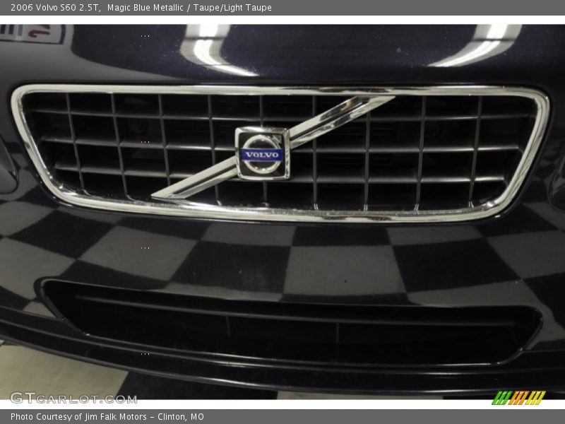Magic Blue Metallic / Taupe/Light Taupe 2006 Volvo S60 2.5T