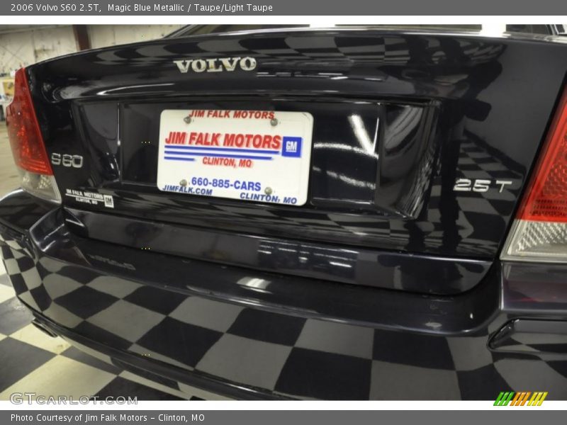 Magic Blue Metallic / Taupe/Light Taupe 2006 Volvo S60 2.5T