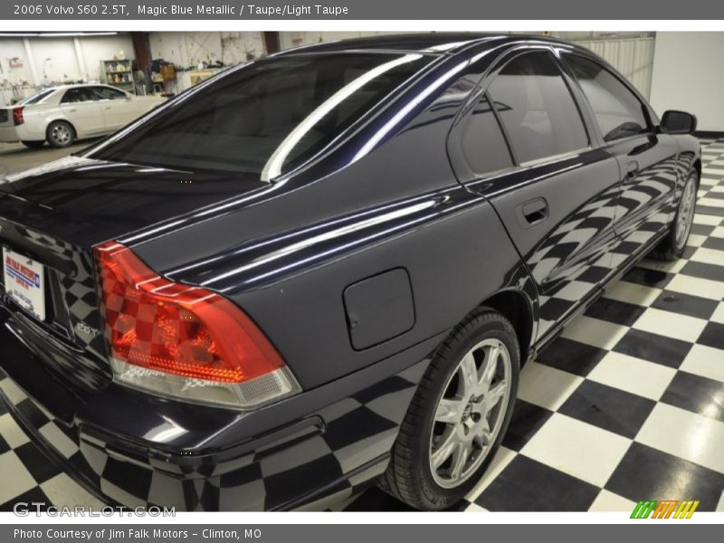 Magic Blue Metallic / Taupe/Light Taupe 2006 Volvo S60 2.5T