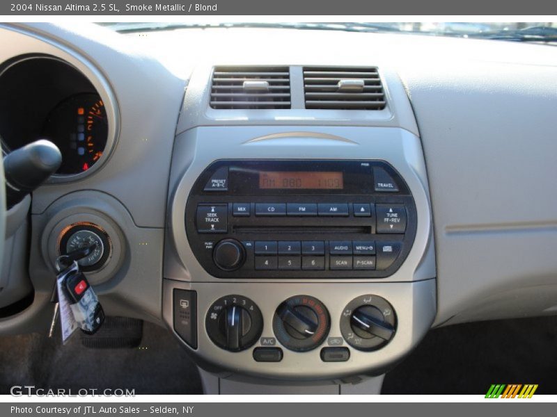 Smoke Metallic / Blond 2004 Nissan Altima 2.5 SL