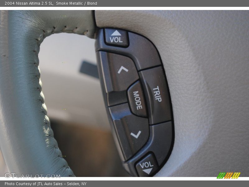 Smoke Metallic / Blond 2004 Nissan Altima 2.5 SL