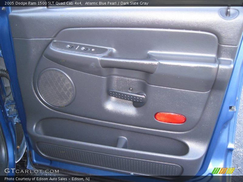 Atlantic Blue Pearl / Dark Slate Gray 2005 Dodge Ram 1500 SLT Quad Cab 4x4