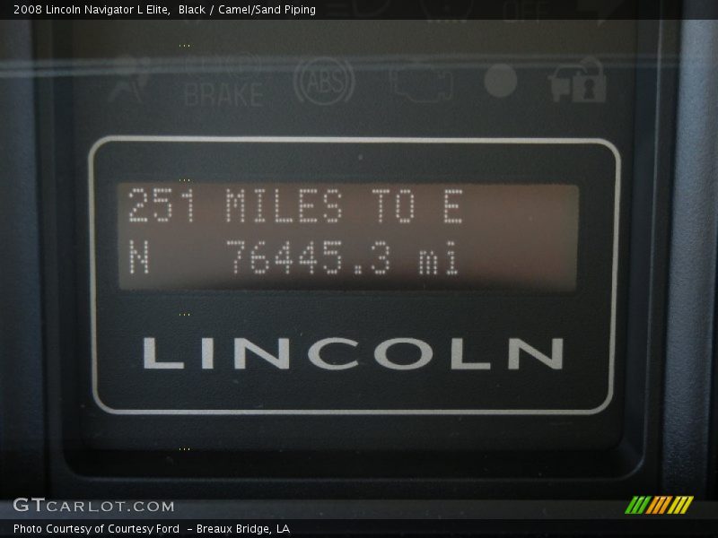 Black / Camel/Sand Piping 2008 Lincoln Navigator L Elite