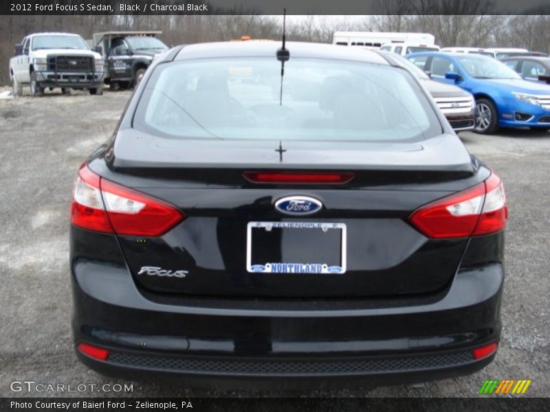 Black / Charcoal Black 2012 Ford Focus S Sedan