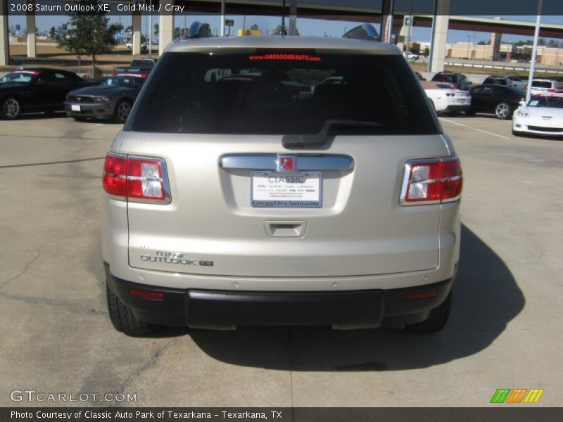 Gold Mist / Gray 2008 Saturn Outlook XE