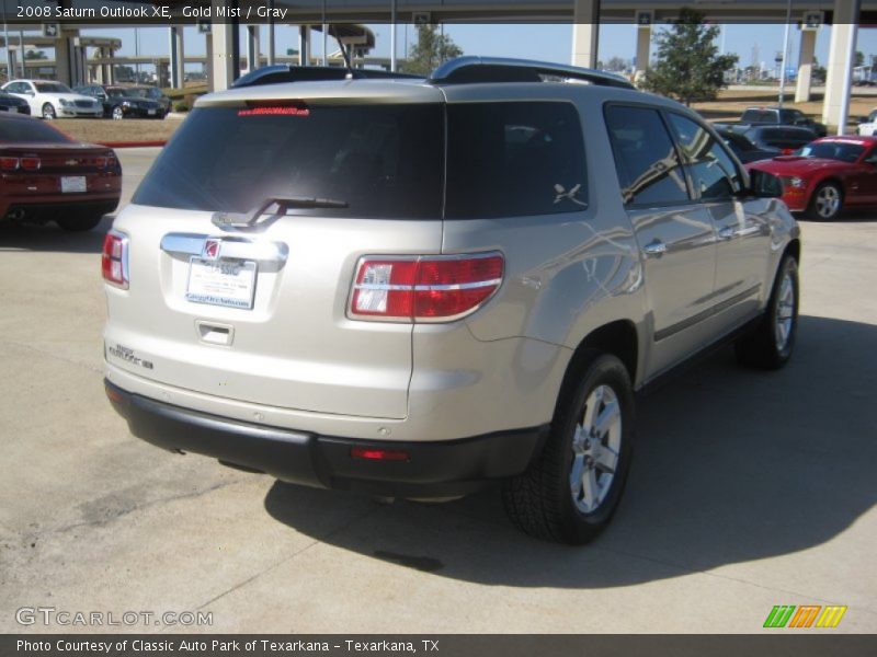 Gold Mist / Gray 2008 Saturn Outlook XE