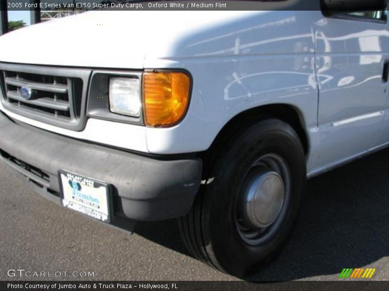Oxford White / Medium Flint 2005 Ford E Series Van E350 Super Duty Cargo