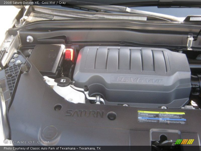 Gold Mist / Gray 2008 Saturn Outlook XE