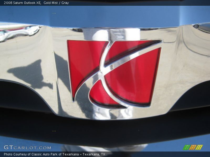 Gold Mist / Gray 2008 Saturn Outlook XE