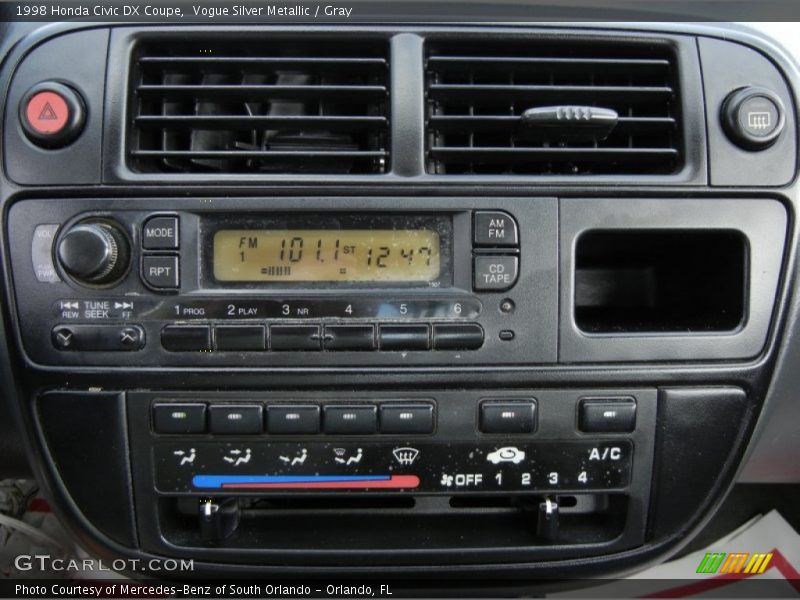 Vogue Silver Metallic / Gray 1998 Honda Civic DX Coupe