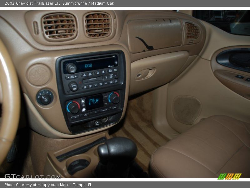 Summit White / Medium Oak 2002 Chevrolet TrailBlazer LT